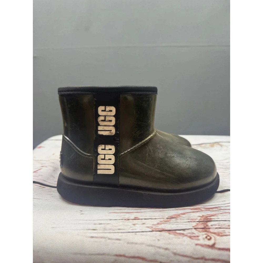 UGG Classic Clear Mini Waterproof Boots Black Translucent Kids Size 10‎ 1112386T